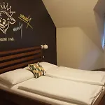 Mama Muh Self-Check-In Hotel