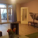 Mama Muh Self-Check-In Hotel