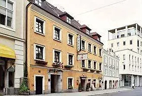 酒店 Mama Muh Self-check-in 2*